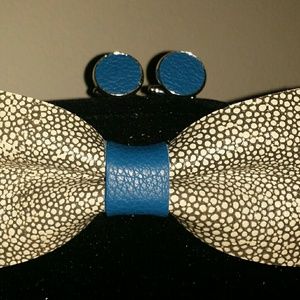 Handmade genuine leather bow tie with cufflinks